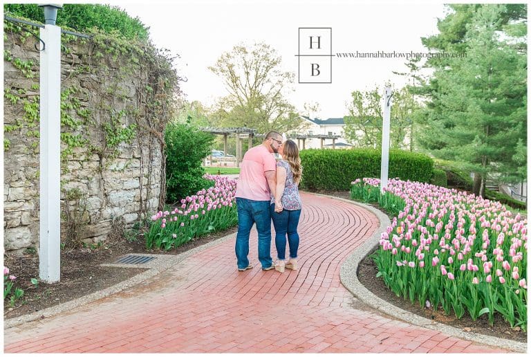 Oglebay Tulip Engagement Session - Hannah Barlow Photography
